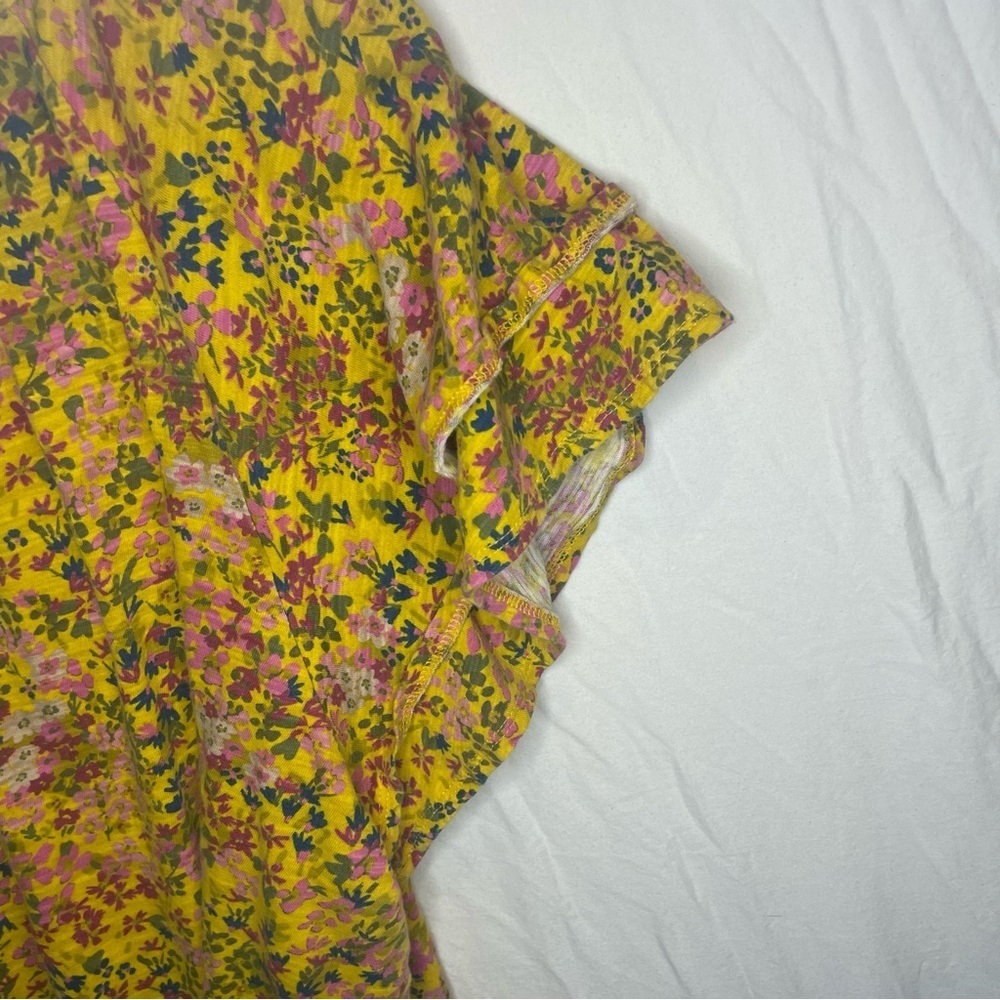 Floral Women's Top - Picture 7 of 8